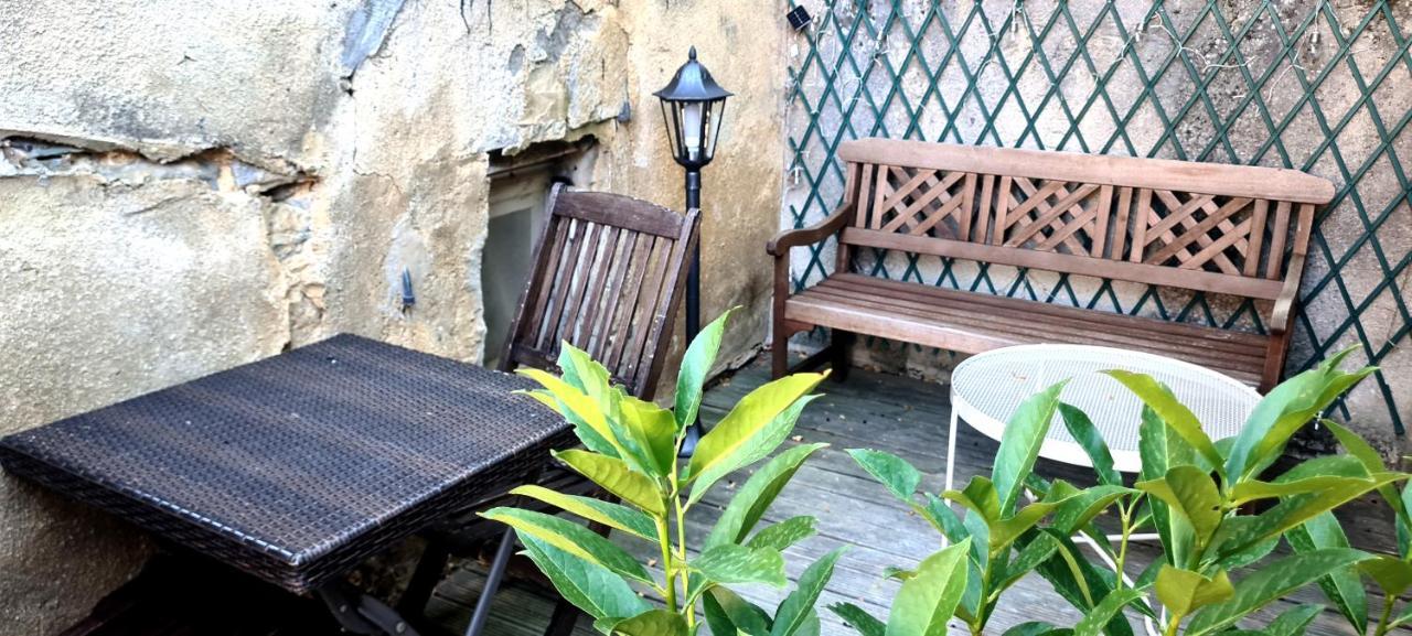Le Petit Cocon De Chateau Chalon Экстерьер фото
